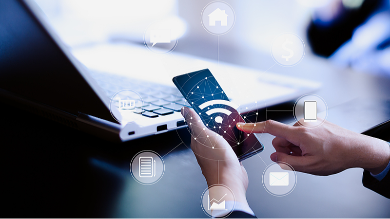 Xi_Jinping_Urges_Stronger_Long_Term_Cyberspace_Governance