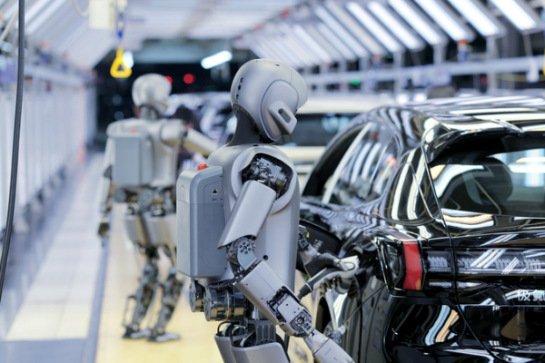 2025_Tech_Trends__Shaping_Our_World