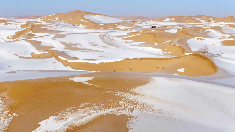 Ningxia’s Snowy Desert: Winter Magic in the Tengger Dunes