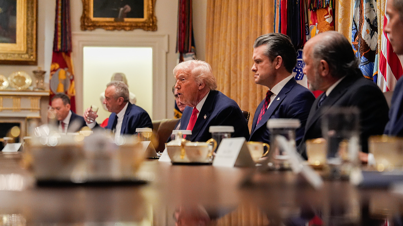 AN5U6WDE74B1R8HY264K - News for amigos, by amigos Colombia Pushes Back After Trump’s Military Threats Over Drug Trafficking