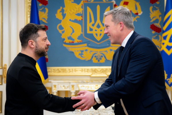 Zelenskyy: US Peace Talks ‘Constructive’ but ‘Not Easy’ Ahead of Europe Trip