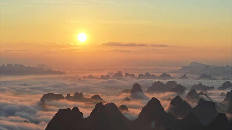 Chinese_Mainland_Unveils_Inaugural__Blue_Book__on_Climate_Resource_Economy