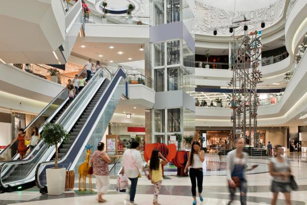 Chinese Mainland’s Consumption Boom Sparks a New Growth Cycle