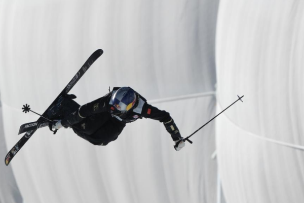 Gu_Ailing_Leads_Chinese_Sweep_in_Snow_League_Halfpipe