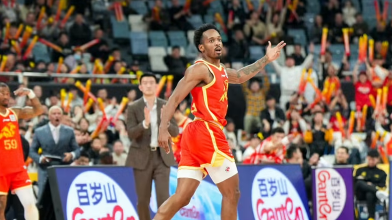 Guangsha_Lions_Roar_to_Fourth_Straight_Win_with_96_64_Rout_of_Liaoning