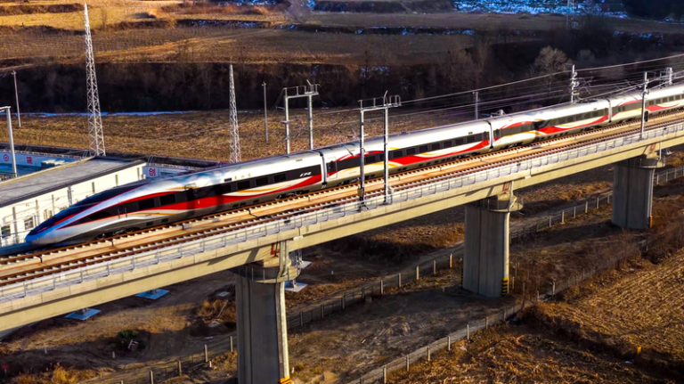 Chinese mainland’s high-speed rail tops 50,000 km milestone Chinese mainland’s high-speed rail tops 50,000 km milestone