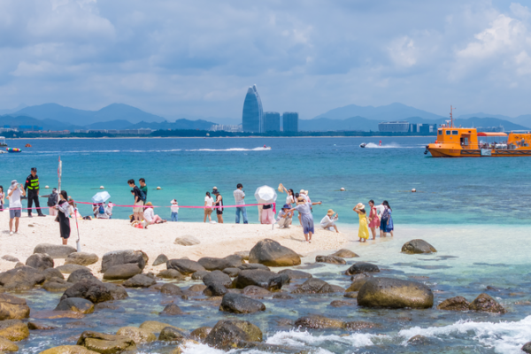 Hainan_Sets_Sail__Island_Wide_Customs_Ops_Propel_Free_Trade_Dream