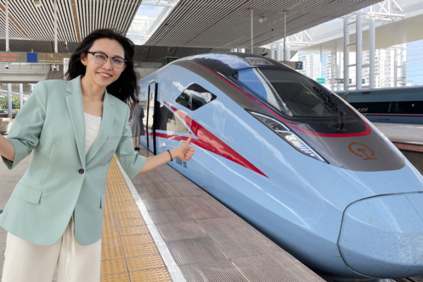 Hainan_s_Island_Loop_High_Speed_Rail__FTP_s_Moving_Calling_Card