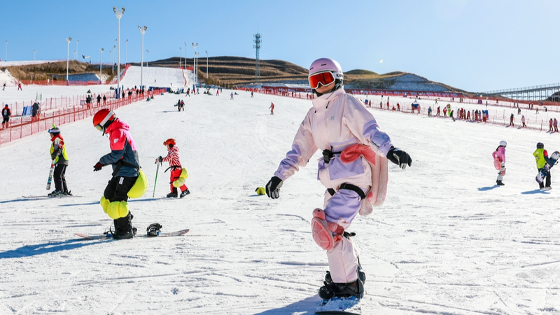 Hohhot_Kicks_Off_88_Day_Winter_Ice___Snow_Season - News for amigos, by amigos Hohhot_Kicks_Off_88_Day_Winter_Ice___Snow_Season