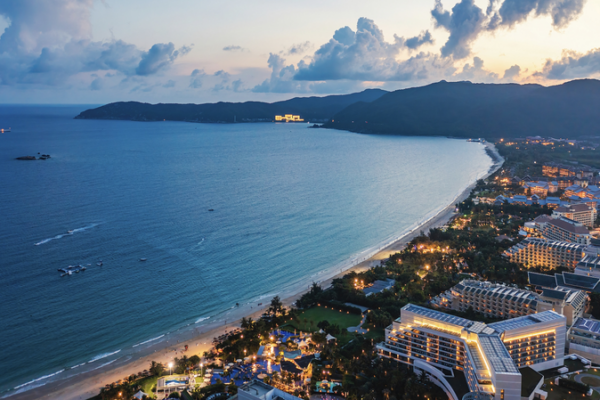 Decoding Hainan’s 45432 Blueprint for a Modern Industrial Future video poster