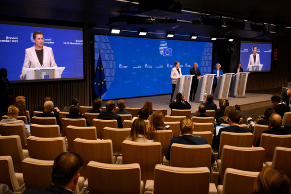 EU to lend €90bn to Ukraine for defense, freezes plan to tap Russian assets