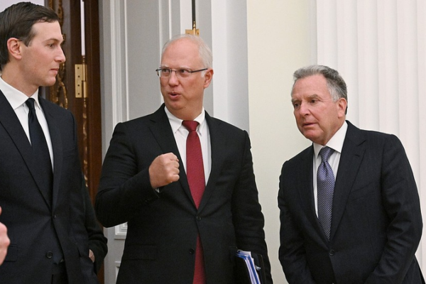 Next_Steps_Unclear_After_Trump_Envoys_Meet_Putin