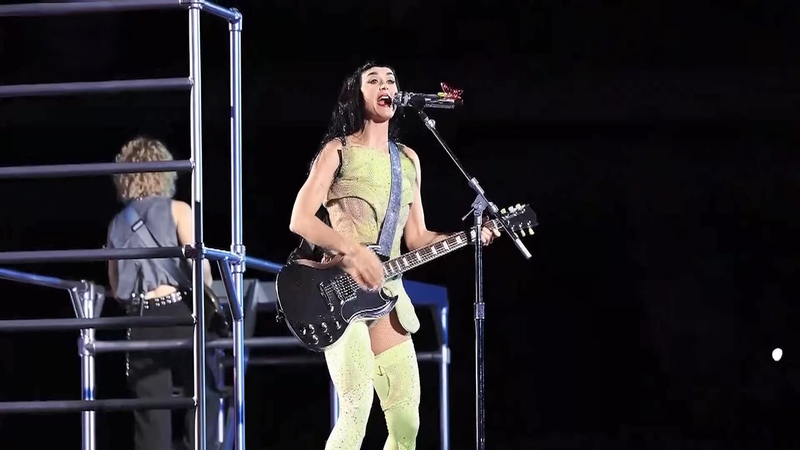 Katy Perry Rocks Haikou: Hainan FTP Powers Concert Tourism 🌴🎤 video poster