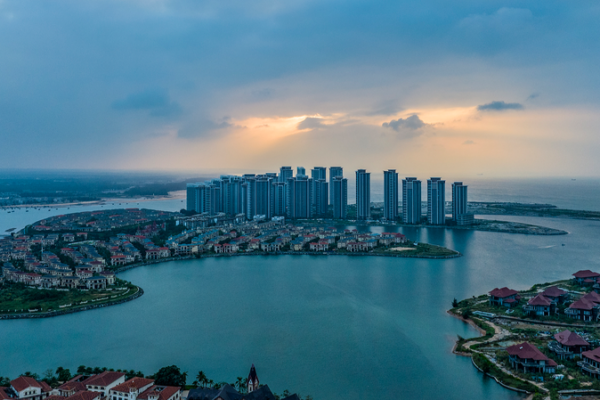 Ocean_Flower_Island__Hainan_s_Stunning_Artificial_Oasis video poster