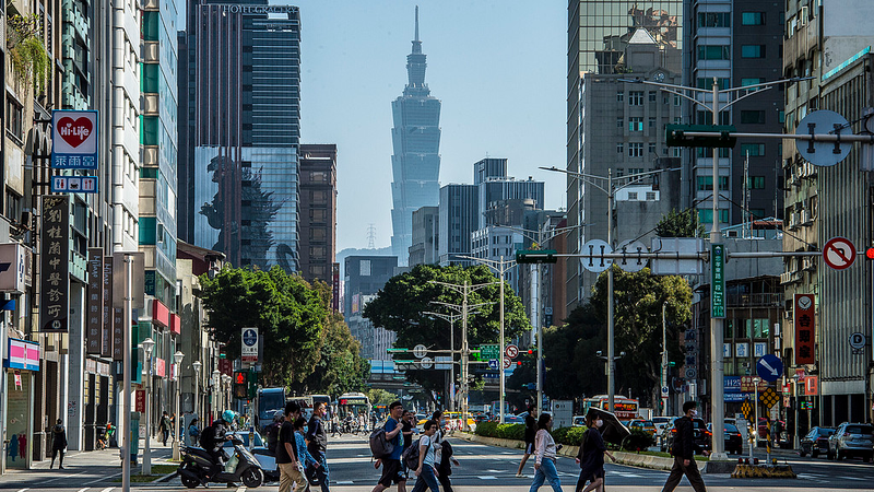 PLA_Drills_Near_Taiwan_Region_Raise_War_Risk_Alarm