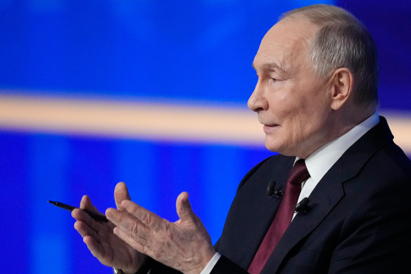 Putin_Highlights_Role_of_Russia_Chinese_Mainland_Ties_in_Global_Stability