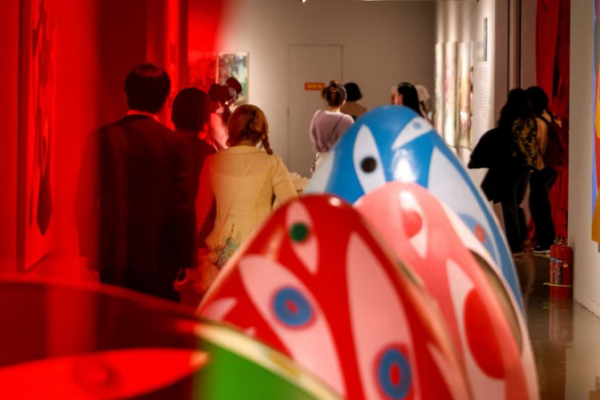 Italian Art Exhibit “Beyond the Mirror” Opens in Beijing