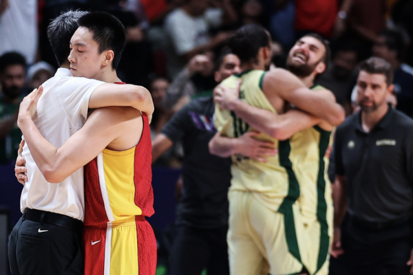 Reliving_2025_s_Unforgettable_Sports_Moments__Highlights___Predictions video poster