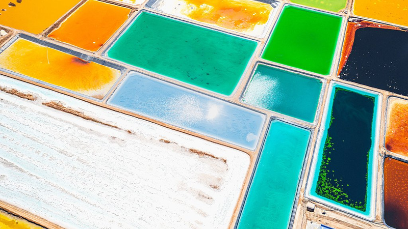 Revitalizing_Salt_Lakes__Unlocking_the_Chinese_Mainland_s_Green_Industrial_Potential