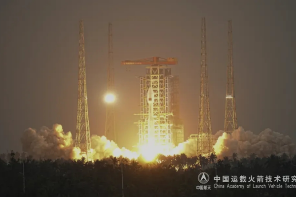 The_Chinese_mainland_launches_17_Internet_satellites_with_Long_March_8A