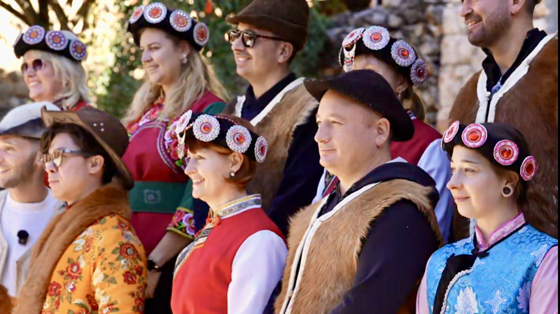 Travel_Agents_Reimagine_Yunnan_s_Treasures_into_New_Tourism_Routes video poster