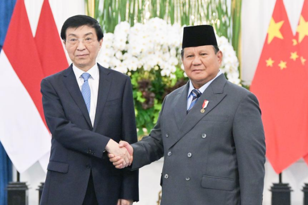 China’s Top Advisor Wang Huning Visits Indonesia to Boost Strategic Ties 🌏🤝