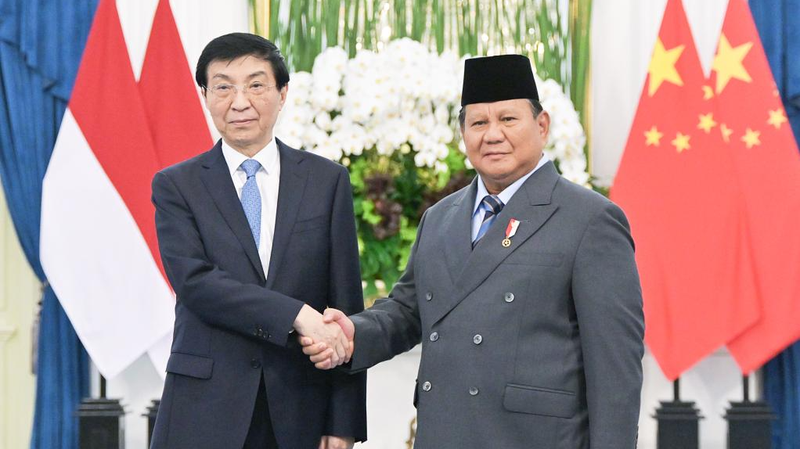 China’s Top Advisor Wang Huning Visits Indonesia to Boost Strategic Ties 🌏🤝