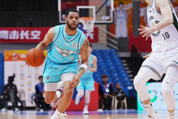 Weatherspoon_Scores_56_to_Lead_Qingdao_s_CBA_Streak