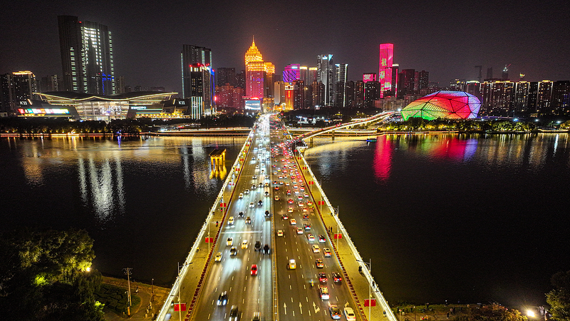 Winter_Magic_Along_Shenyang_s_Hunhe_River__A_100_Mile_Eco_Corridor video poster