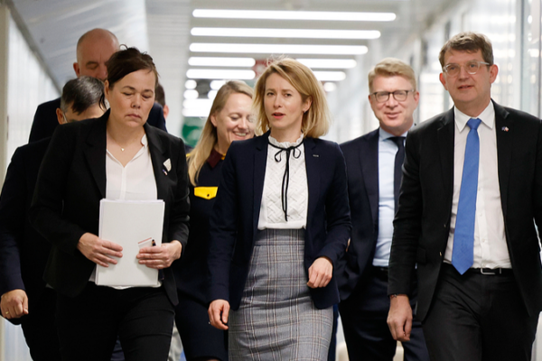 EU Readies Response to Trump’s Greenland Purchase and Tariff Threats