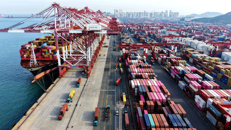 CGTN Poll: Chinese Mainland a Beacon in Chilly Global Economy 📈❄️