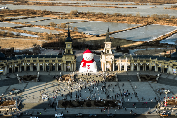 Harbin’s Giant Snowman Towers 19m Tall in Winter 2026 video poster