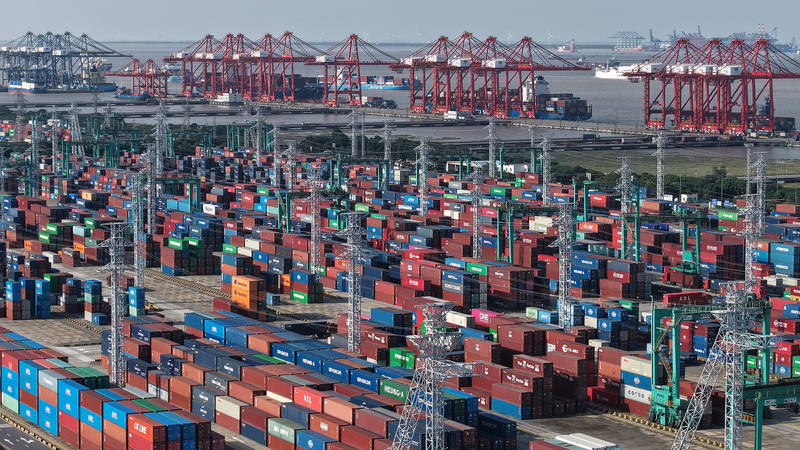 Chinese_Mainland_Posts_Record_2025_Trade__Private_Firms_Drive_Growth