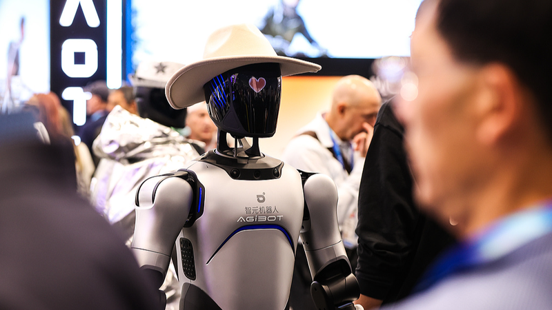 Chinese_Mainland_Tops_2025_Humanoid_Robot_Shipments_with_AgiBot
