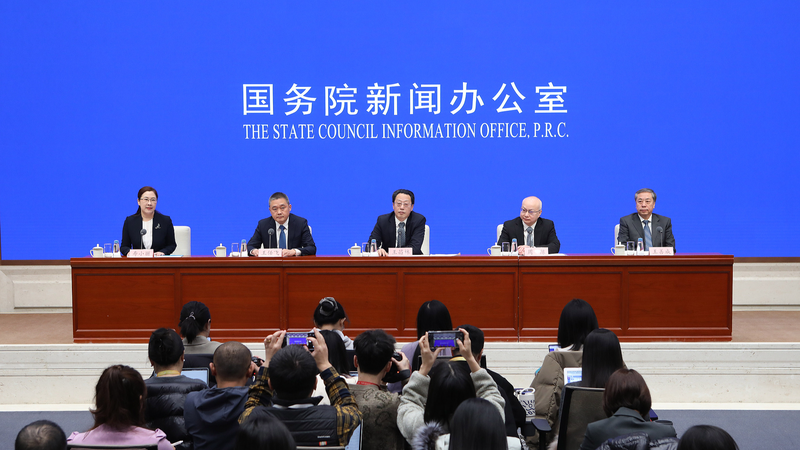 Chinese_mainland_hits_2025_goals__eyes_innovation___domestic_demand