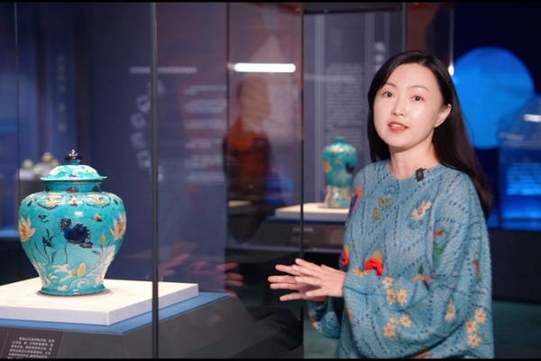 Diving_1_500_Meters__Unearthing_500_Year_Old_South_China_Sea_Ceramics video poster