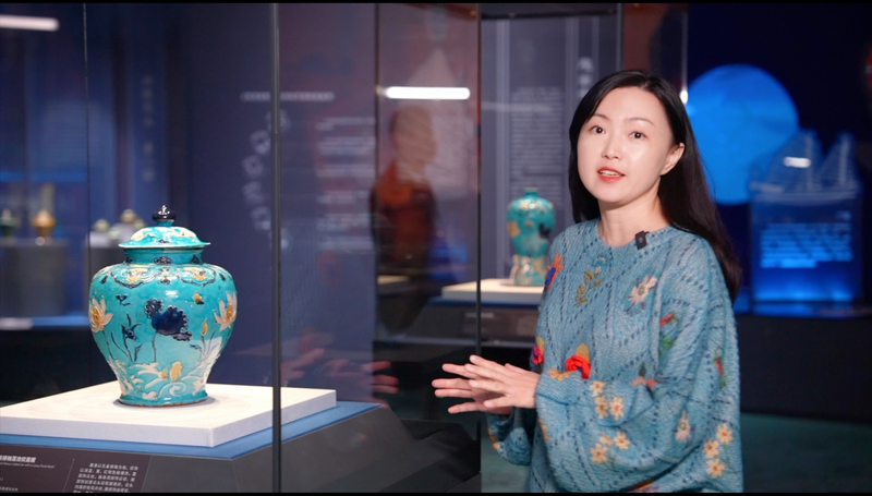 Diving_1_500_Meters__Unearthing_500_Year_Old_South_China_Sea_Ceramics video poster