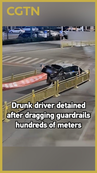 Drunk_Driver_Drags_Guardrails_for_Hundreds_of_Meters_Before_Arrest video poster