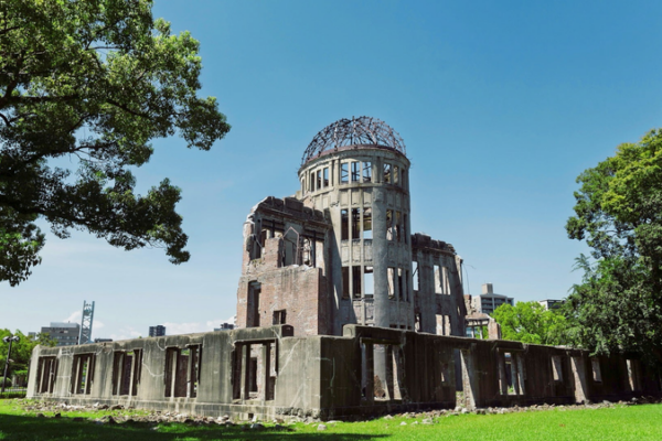 Hiroshima___Nagasaki_Push_Japan_to_Honor_Non_Nuclear_Pledge