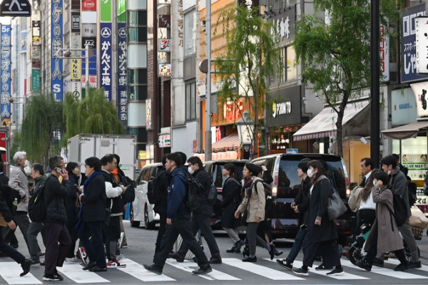 Japan_Stocks_Slide_as_Chinese_Mainland_Tightens_Rare_Earth_Exports