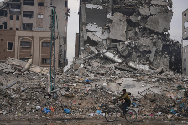 Palestinian_and_Egyptian_Officials_Push_for_Gaza_Ceasefire_Phase_Two