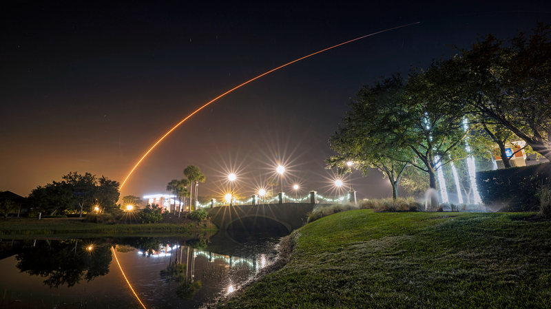 Starlink_Lowers_4_400_Satellites_to_Safer_Orbit_in_2026