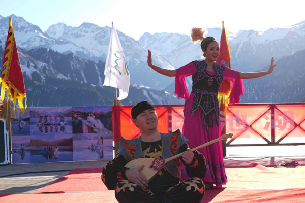Xinjiang_s_Tianchi_Lake_Rings_in_2026_with_Cultural_Festivities video poster