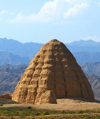 Xixia_Imperial_Tombs__A_New_UNESCO_Jewel_in_Ningxia video poster