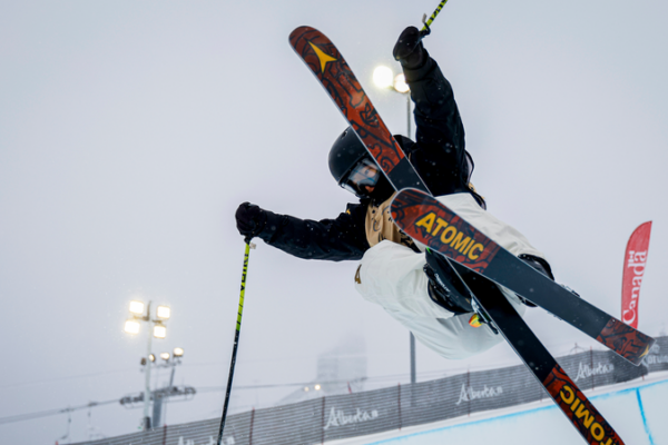 Zhang_Kexin_Claims_Silver_in_Calgary_Halfpipe